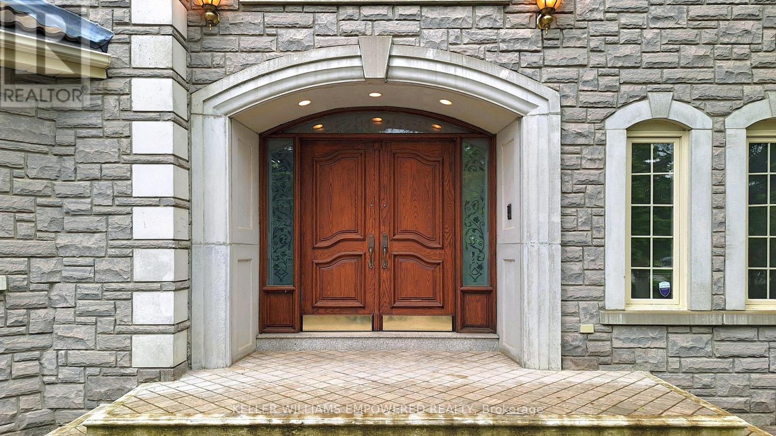 Property at 25 QUAIL RUN BOULEVARD image 5