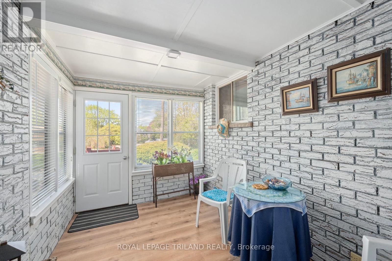 237 Frances Street, Central Elgin, Ontario  N5L 1A8 - Photo 18 - X12223041