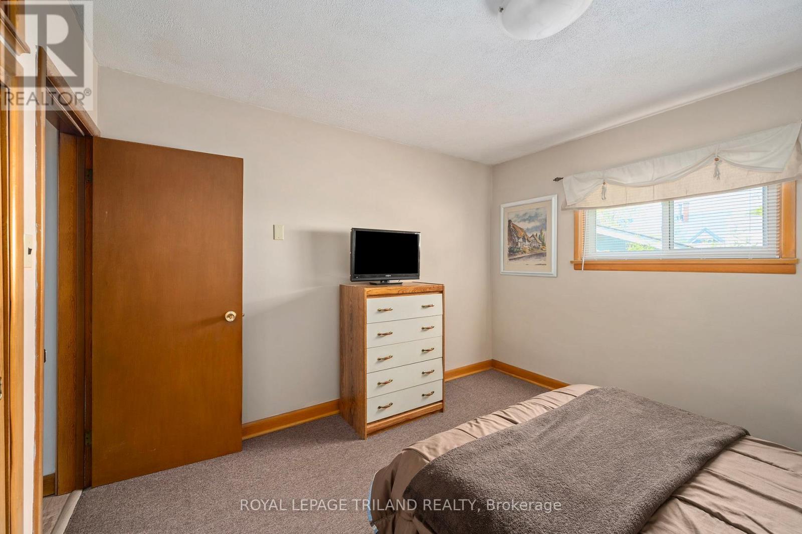 237 Frances Street, Central Elgin, Ontario  N5L 1A8 - Photo 31 - X12223041