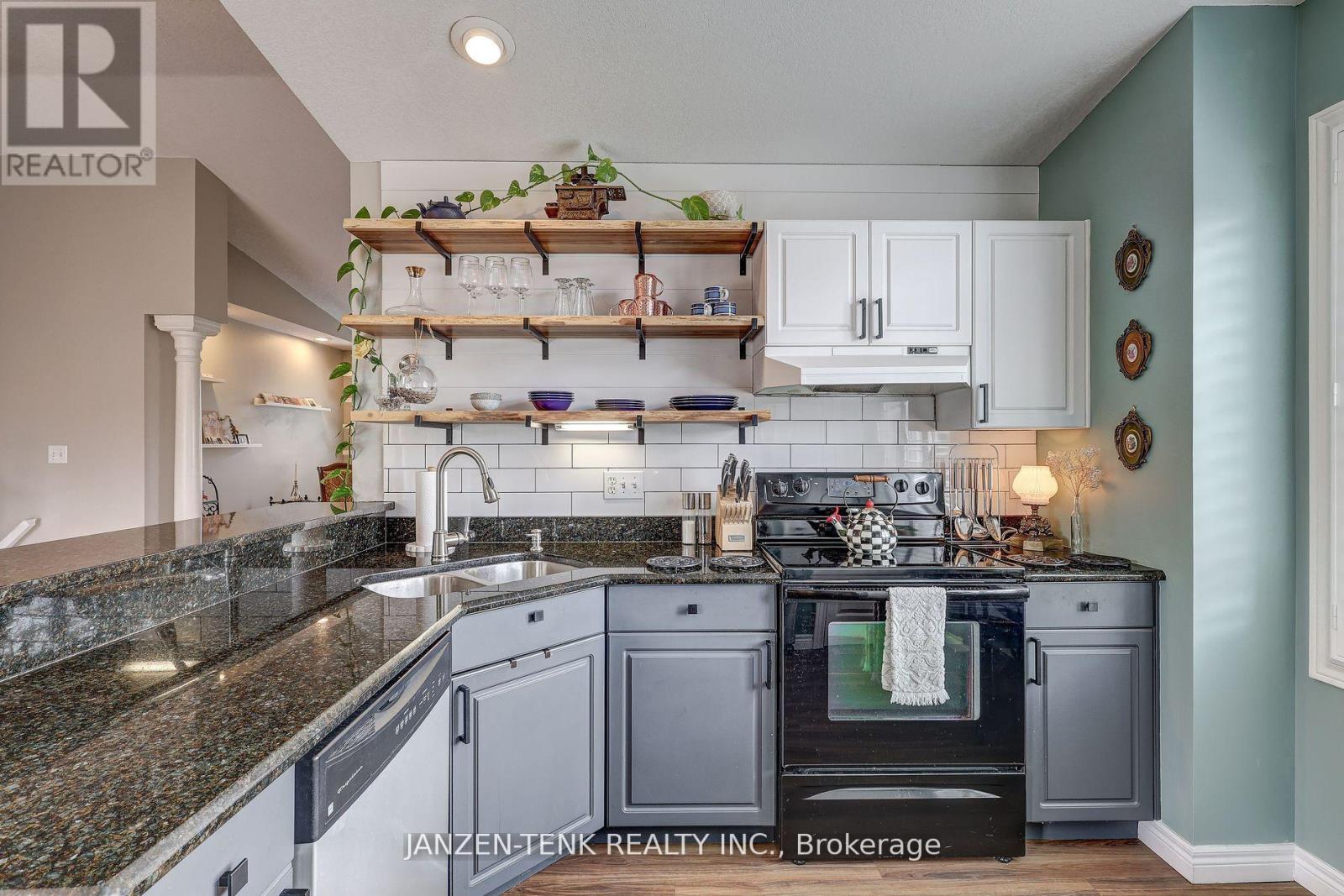 2 Rosethorn Court, St. Thomas, Ontario  N5R 6C7 - Photo 2 - X12223072