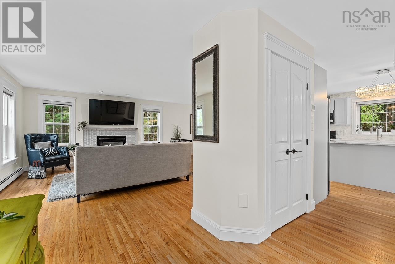 Property at 26 Centre Street image 5