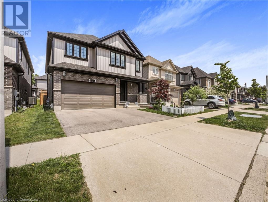 Property at 75 MONARCH WOODS Drive image 3