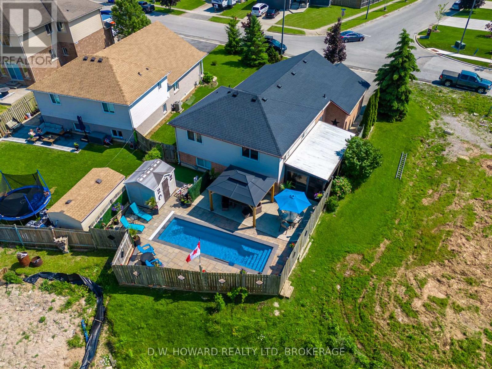 15 Meadowlark Drive, Port Colborne, Ontario  L3K 6E3 - Photo 37 - X12222939