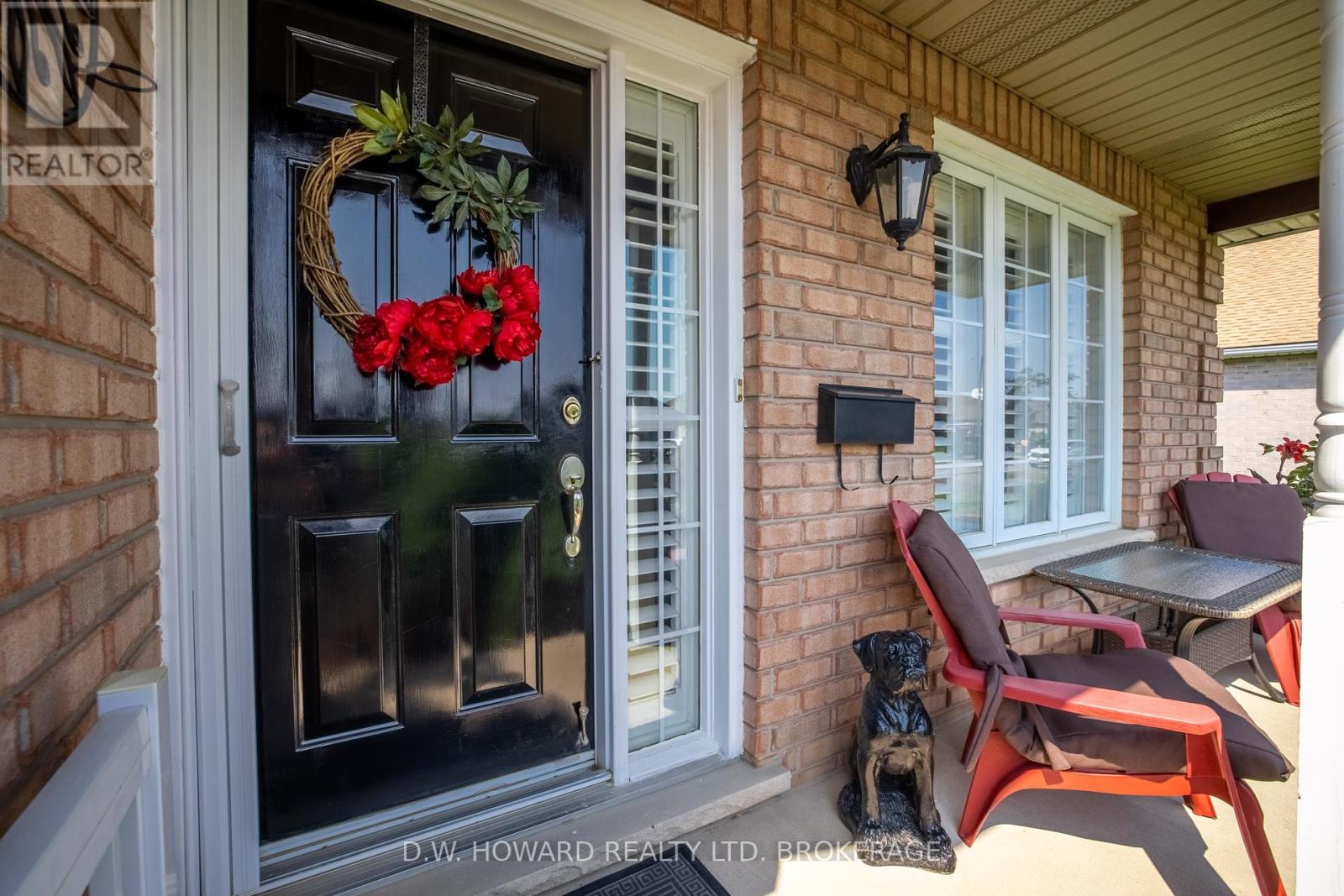 Property at 15 MEADOWLARK DRIVE image 5
