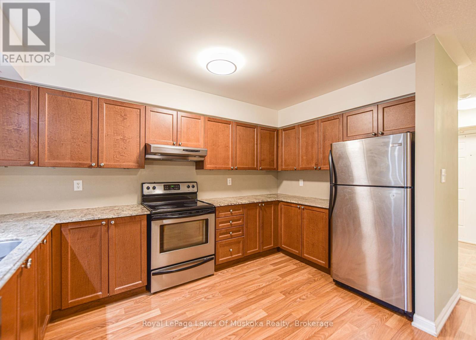 318 - 60 Mulligan Lane, Wasaga Beach, Ontario  L9Z 0C5 - Photo 16 - S12222989