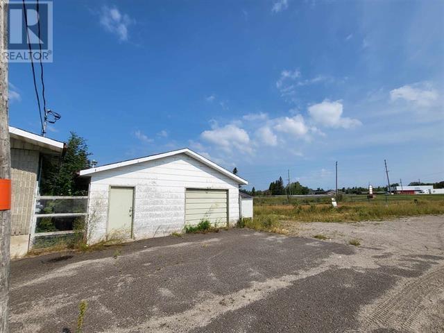 111 & 113 York St, Longlac, Ontario  P0T 2A0 - Photo 5 - TB251695