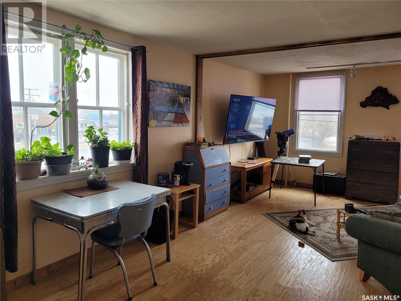 208 Jasper Street, Maple Creek, Saskatchewan  S0N 1N0 - Photo 34 - SK009482