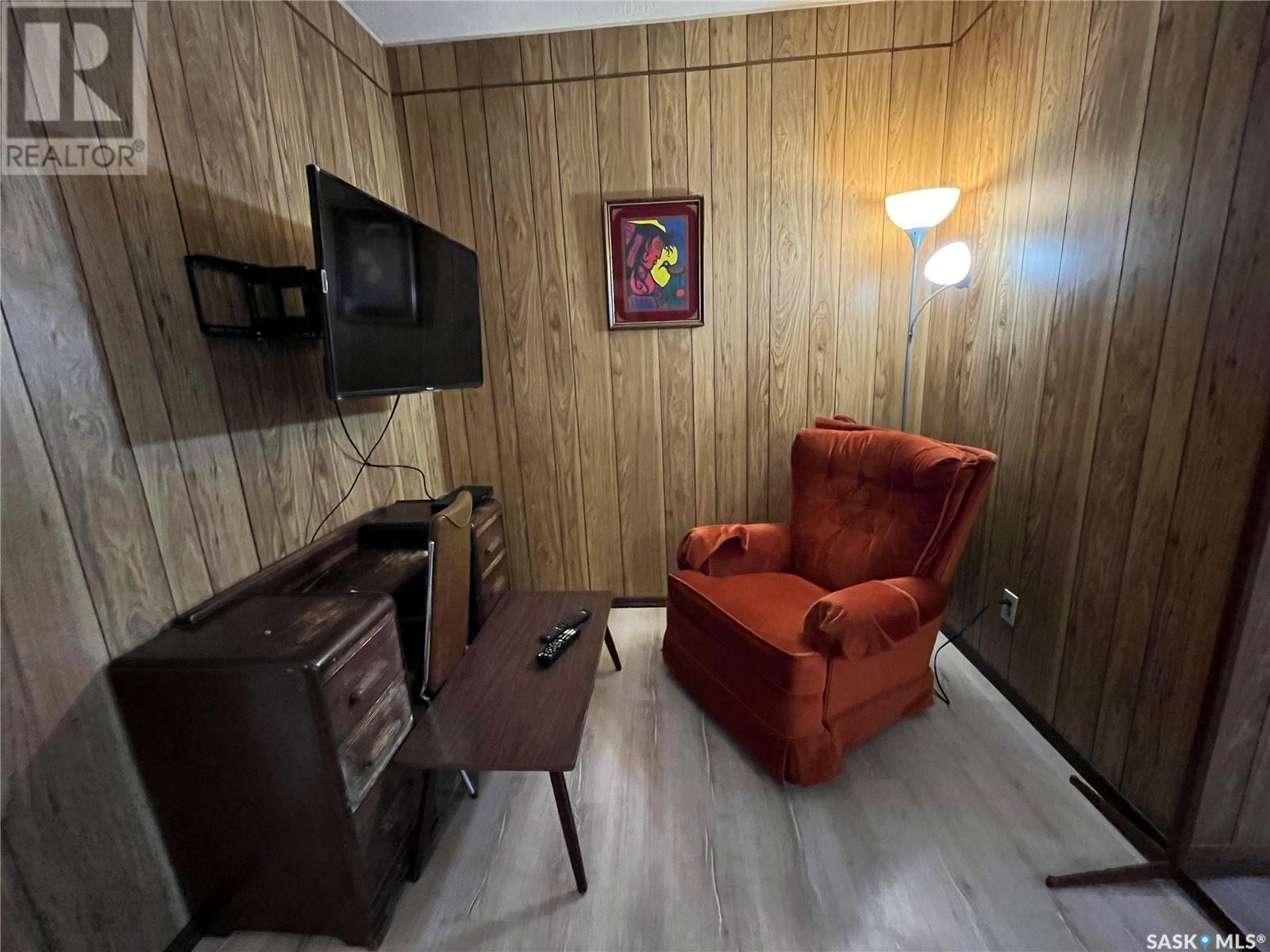 208 Jasper Street, Maple Creek, Saskatchewan  S0N 1N0 - Photo 17 - SK009482
