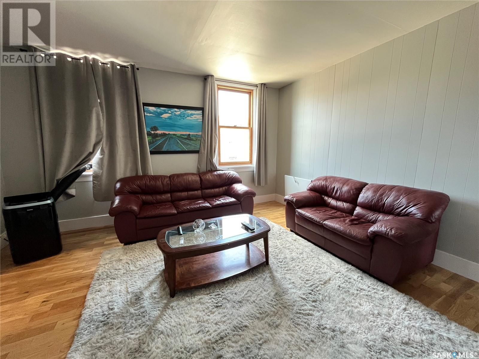 208 Jasper Street, Maple Creek, Saskatchewan  S0N 1N0 - Photo 29 - SK009482