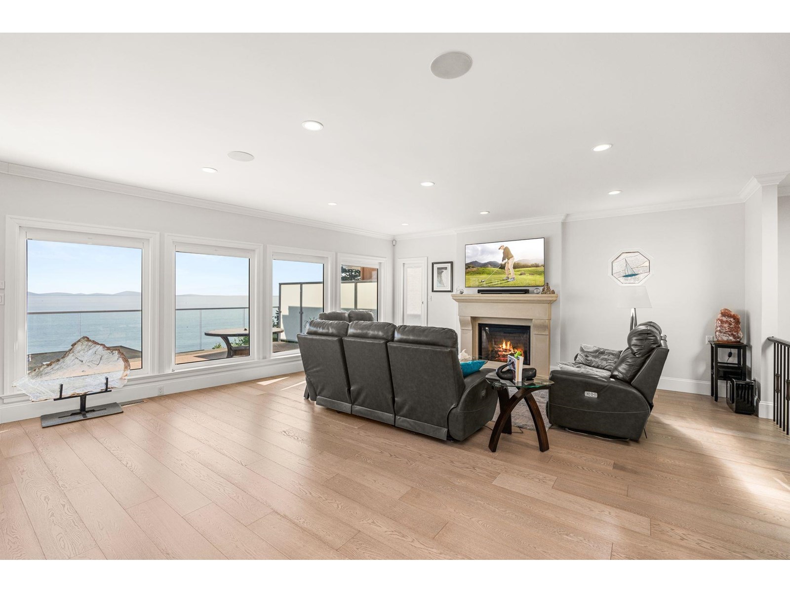 Property at 14728 OXENHAM AVENUE image 5