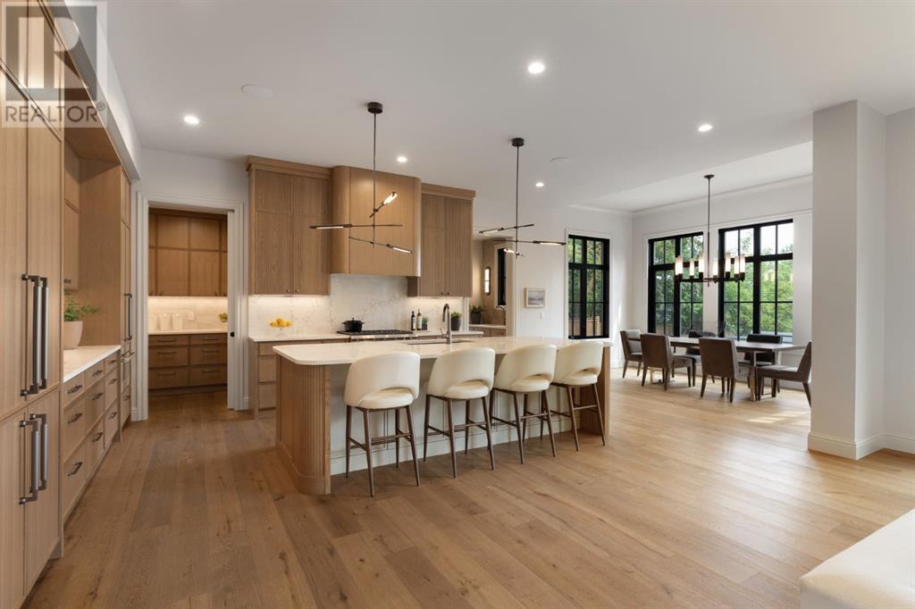 Property at 1708 23 Street SW image 2