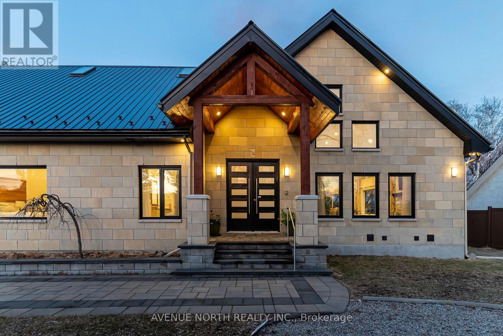 Property at 1885 PRINCE OF WALES DRIVE image 2
