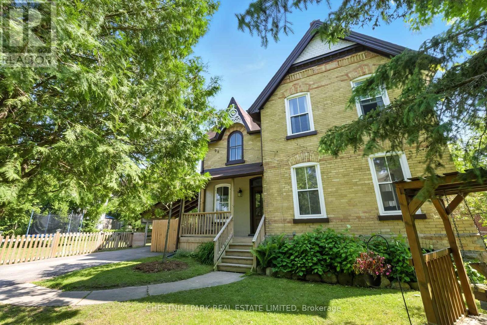 Property at 98 REACH STREET image 1