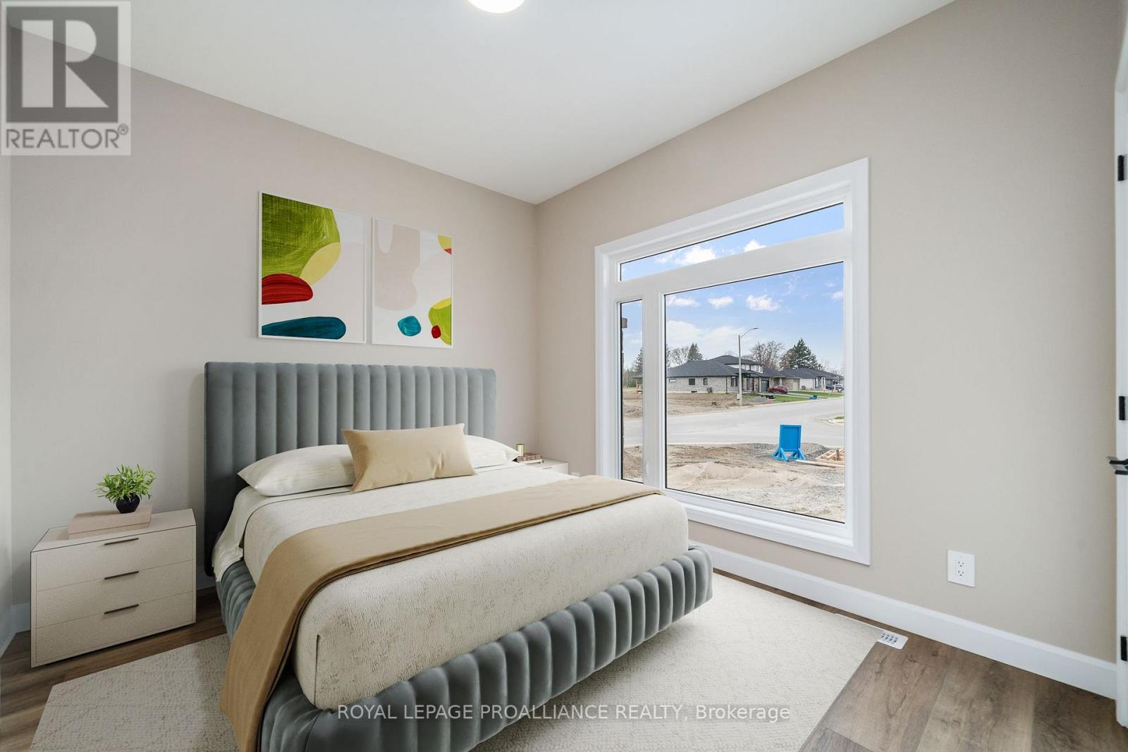 Property at 60 HASTINGS PARK DRIVE image 4