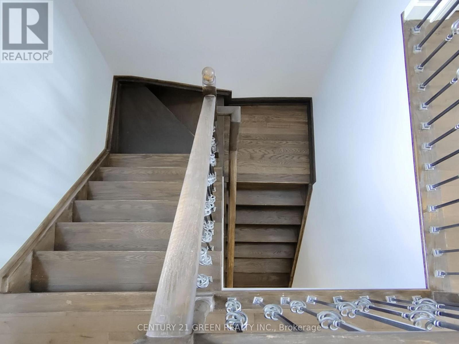 105 - 388 Prince Of Wales Drive, Mississauga, Ontario L5B 0A1 - Photo 17 - W12222952