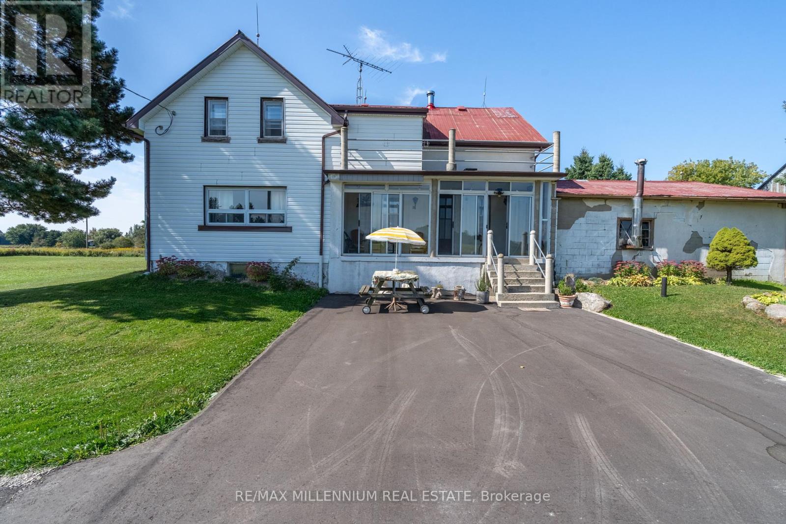 423365 - 25 Side Road, Amaranth, Ontario  L9V 1M3 - Photo 4 - X12223009