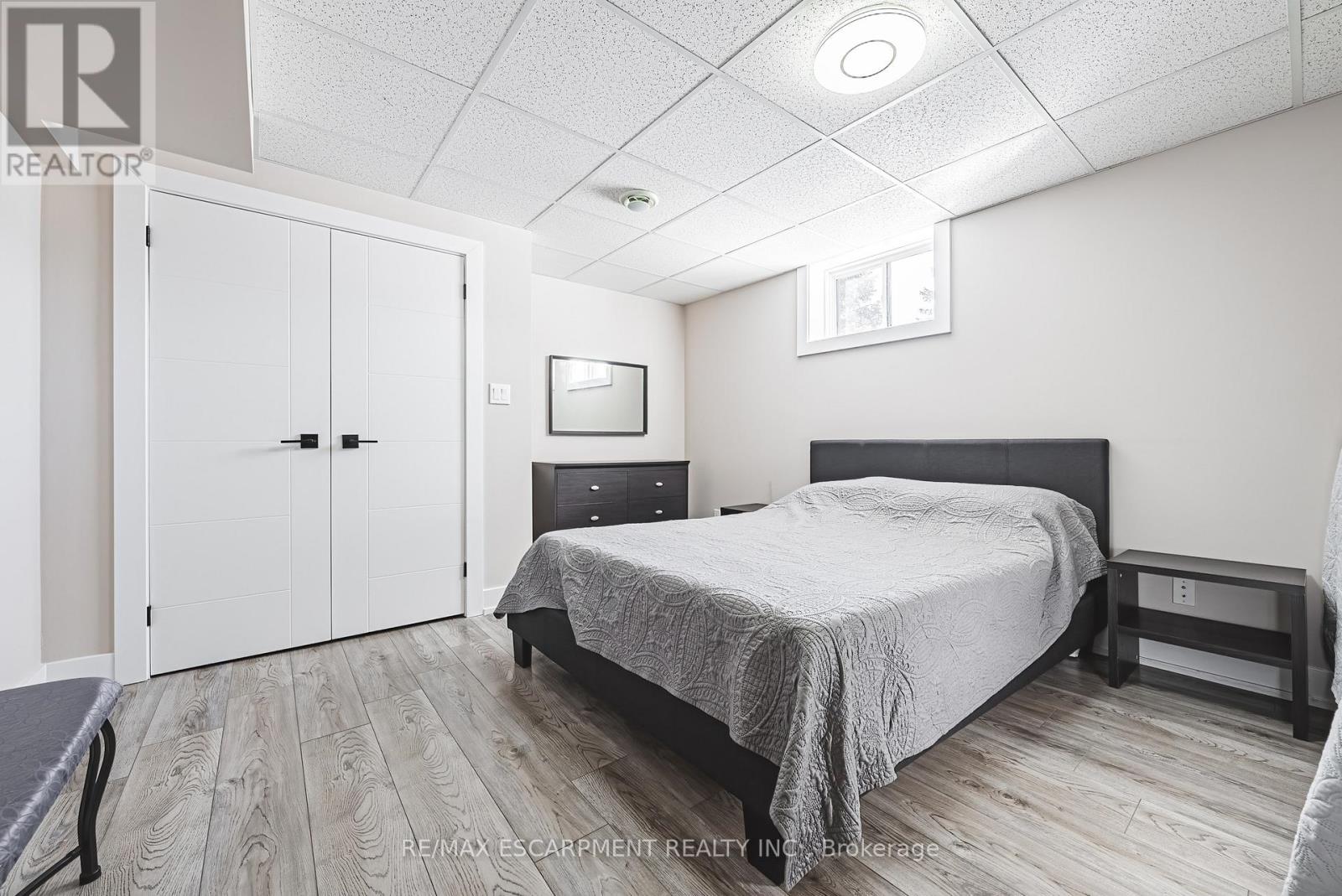 1796 Penny Lane, West Lincoln (West Lincoln), Ontario  L0R 1E0 - Photo 38 - X12223038