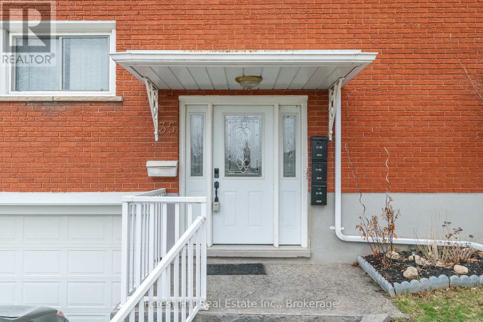 Property at 35 SHAFTSBURY DRIVE image 3
