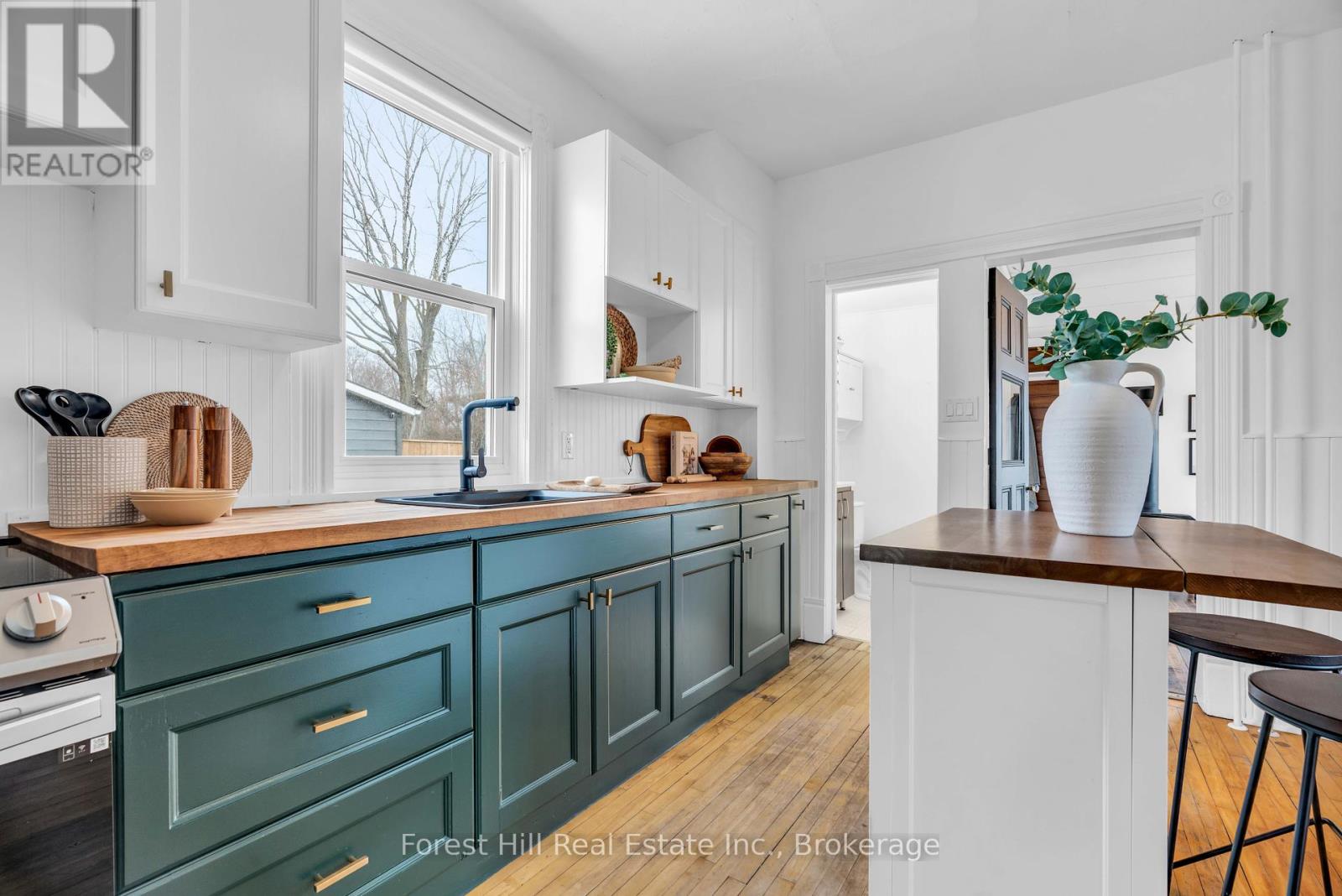 184 Boucher Street E, Meaford, Ontario  N4L 1B7 - Photo 16 - X12223165