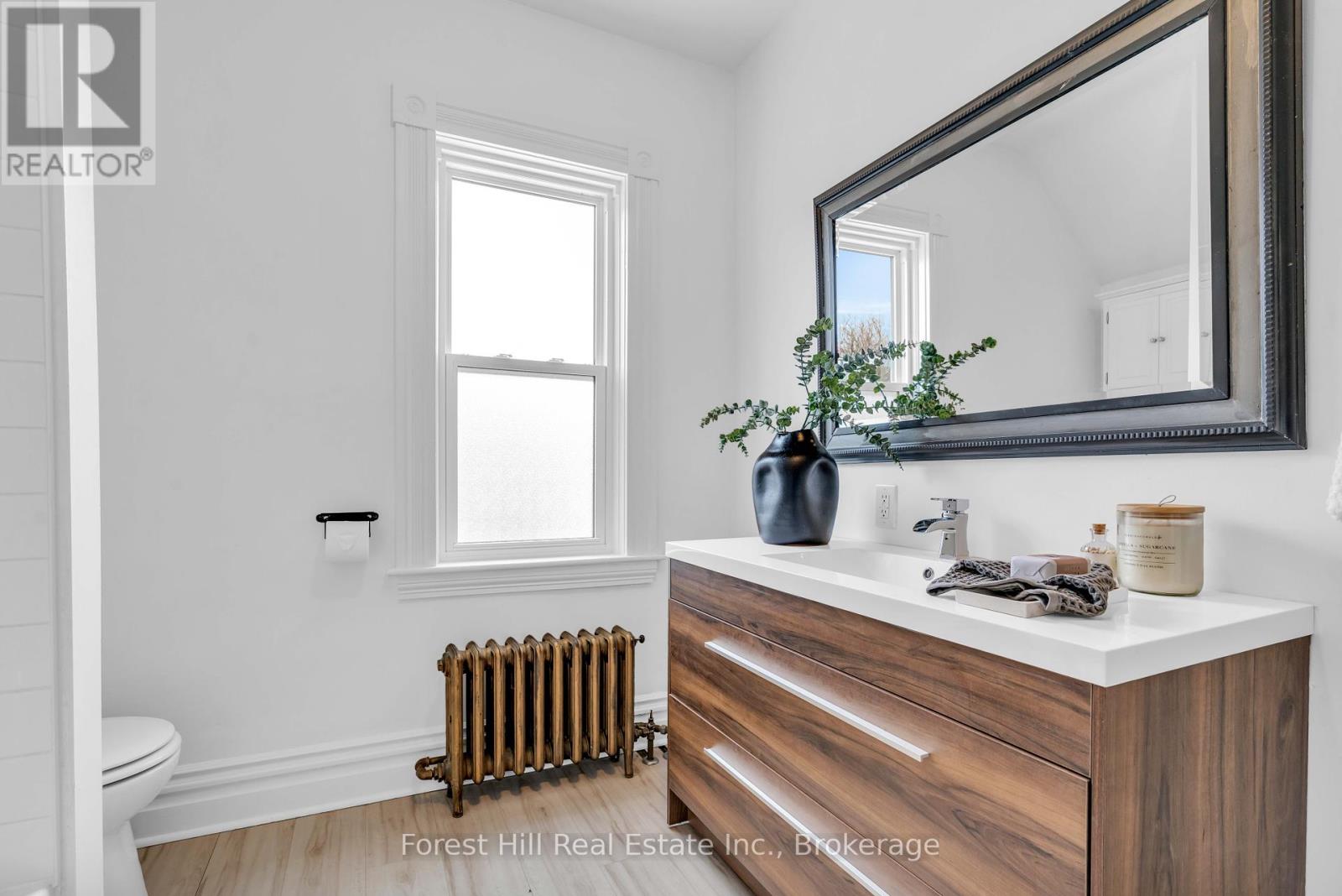 184 Boucher Street E, Meaford, Ontario  N4L 1B7 - Photo 27 - X12223165