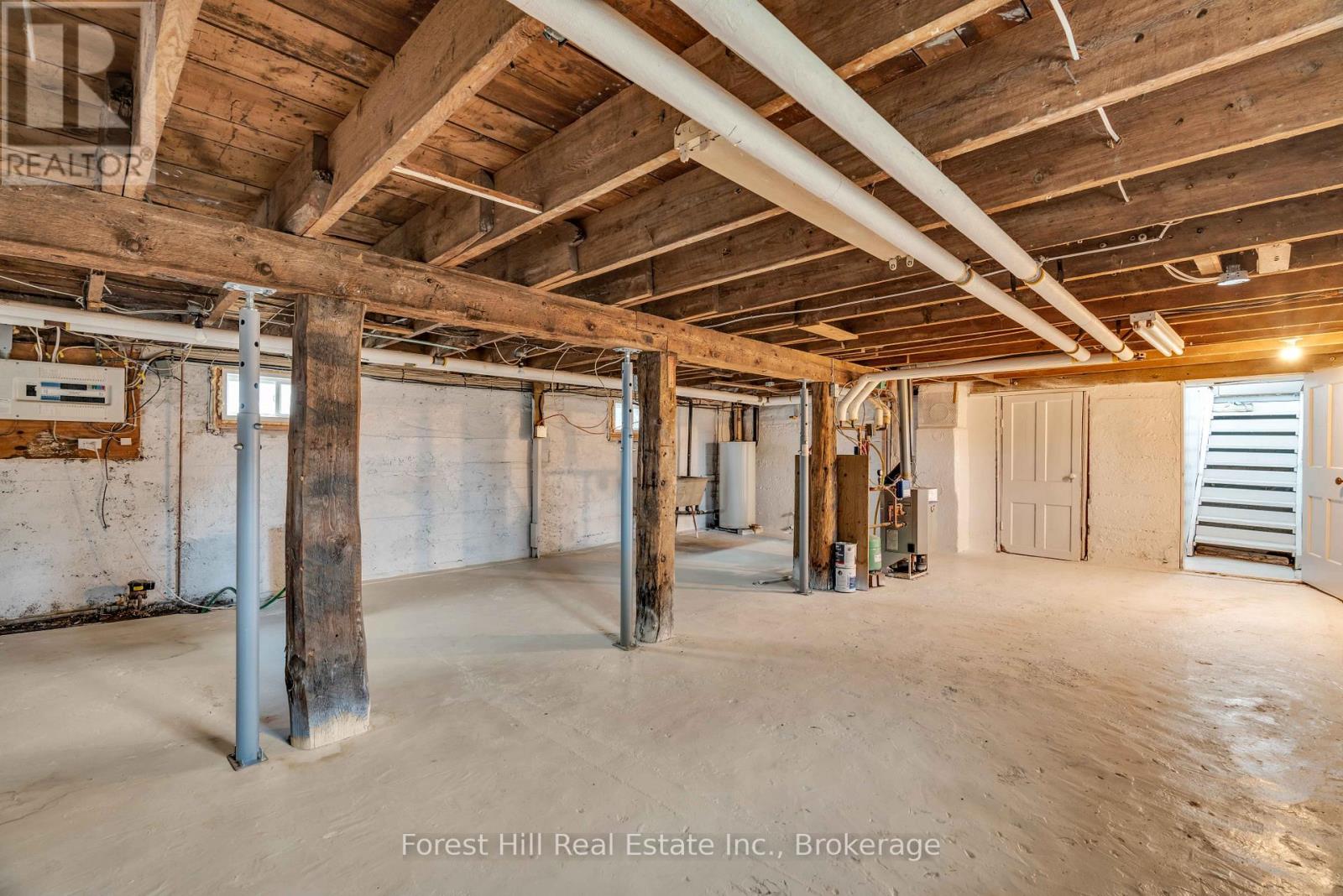 184 Boucher Street E, Meaford, Ontario  N4L 1B7 - Photo 38 - X12223165
