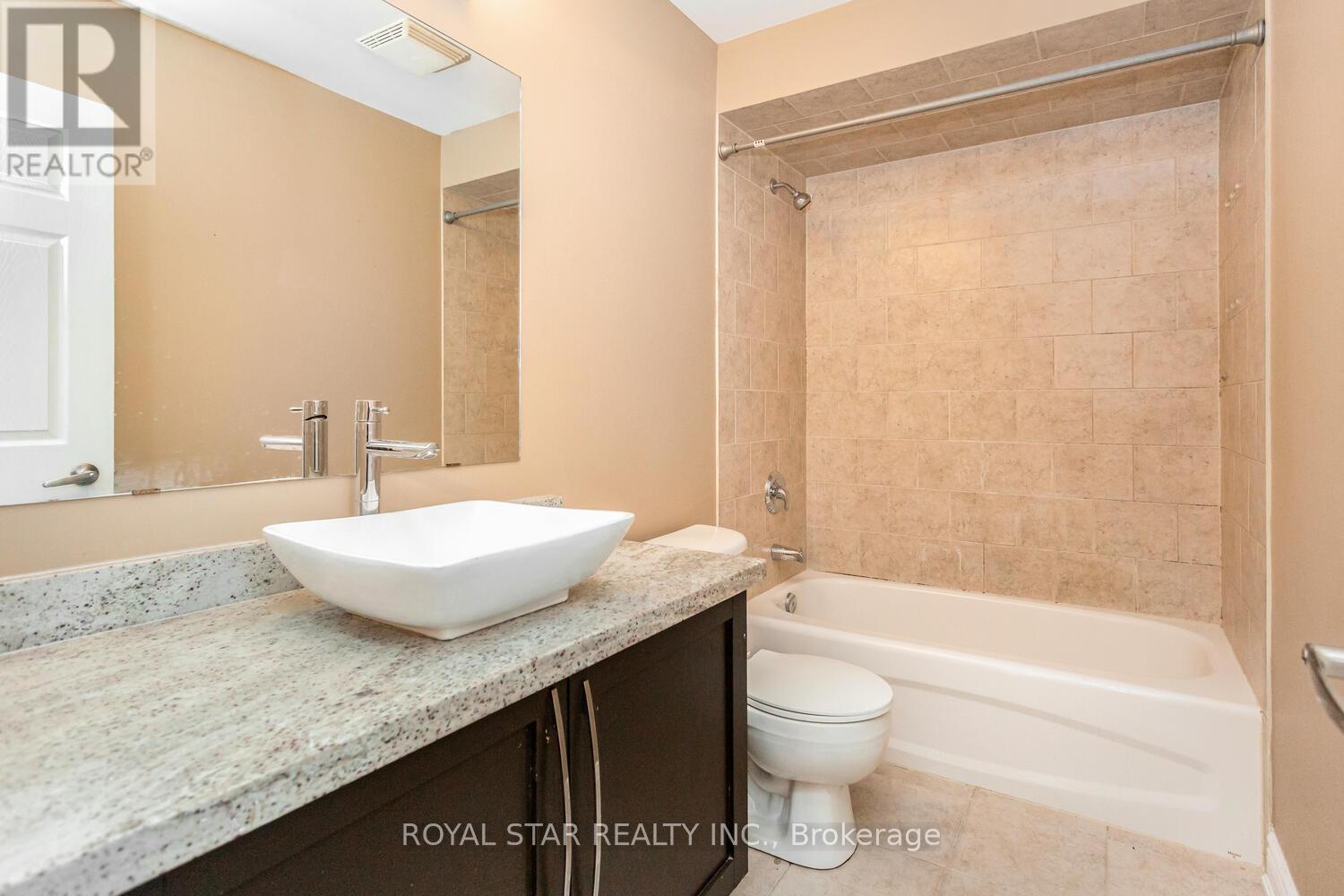 86 Meadow Wood Crescent, Hamilton, Ontario  L8J 3Z8 - Photo 15 - X12221460