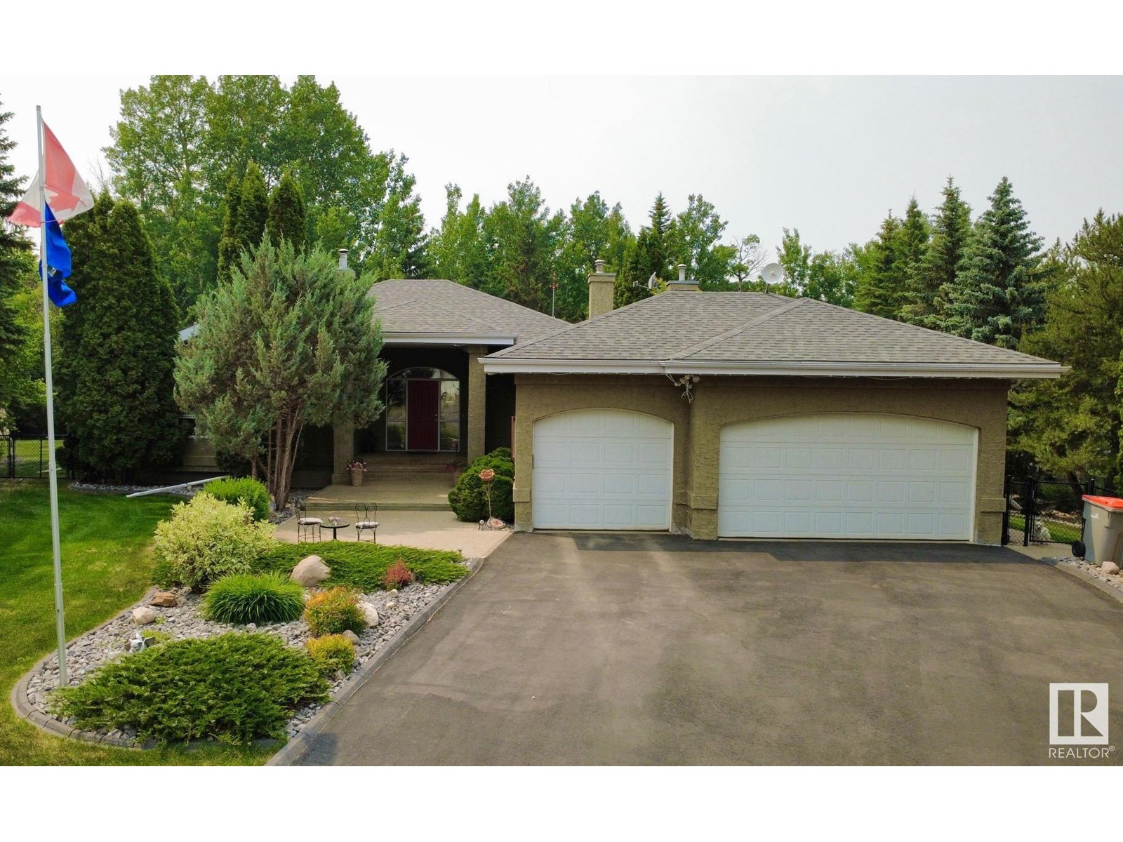 Property at #129 53226 RGE ROAD 261 image 1