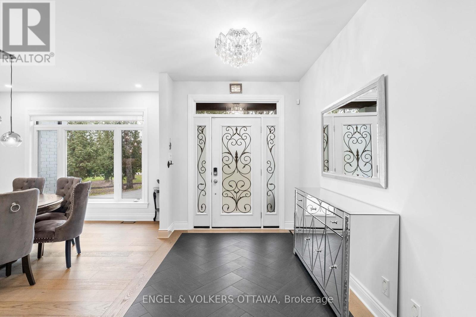 Property at 1108 MEADOWSHIRE WAY image 4