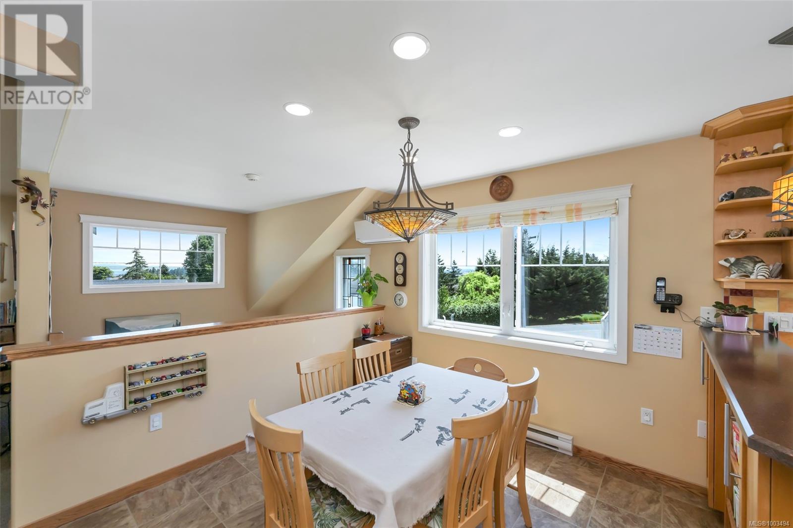 Property at 7928 Wallace Dr image 5