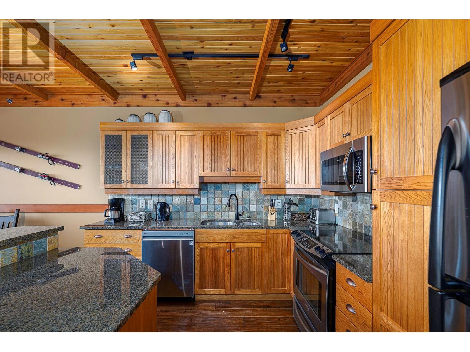 250 Feathertop Way Unit# 112 Big White Photo 4