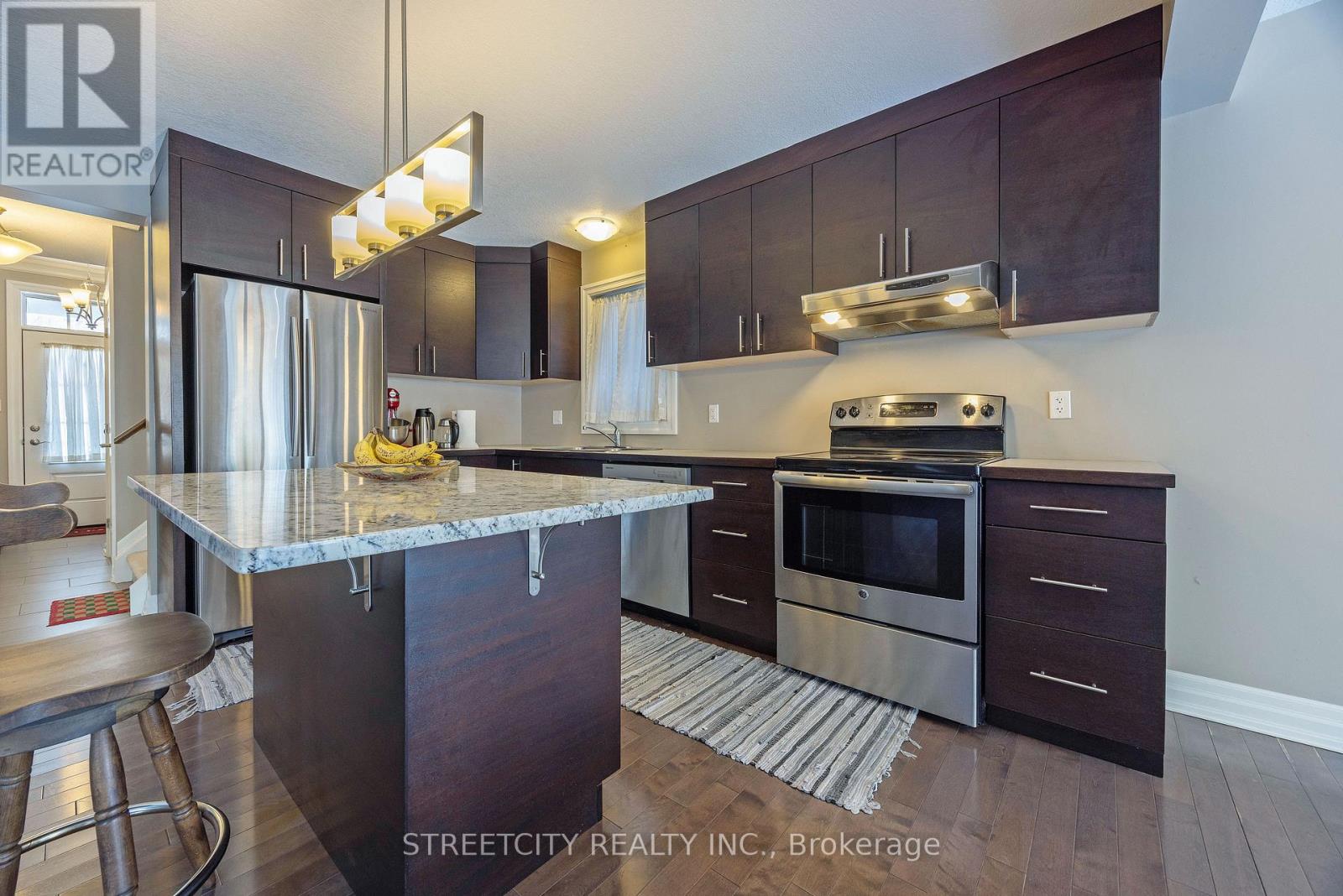 490 Phyllis Street, London South (South E), Ontario  N6J 2Z4 - Photo 11 - X12223224