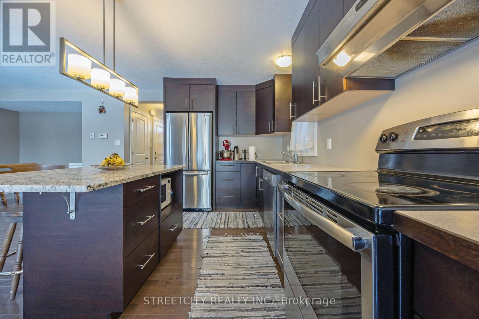 490 Phyllis Street, London South (South E), Ontario  N6J 2Z4 - Photo 12 - X12223224