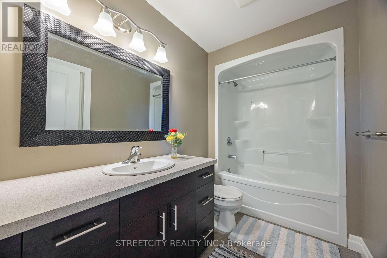 490 Phyllis Street, London South (South E), Ontario  N6J 2Z4 - Photo 17 - X12223224