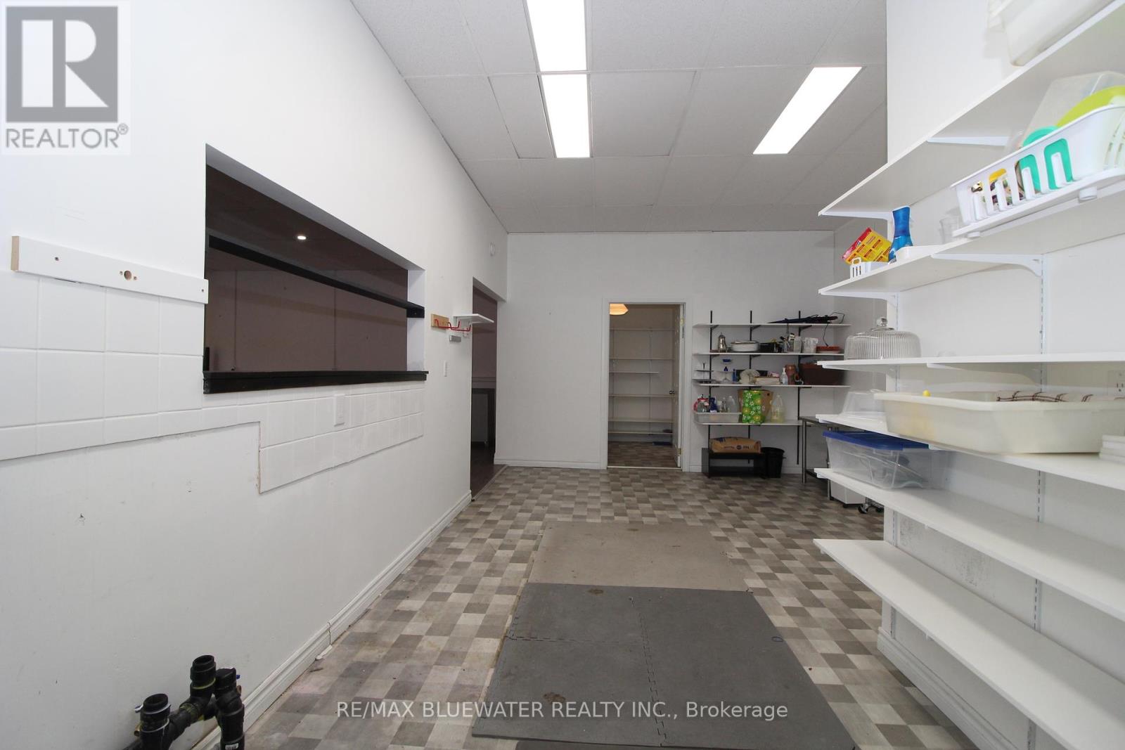 1 - 15 Ontario Street S, Lambton Shores, Ontario  N0M 1T0 - Photo 11 - X12223356