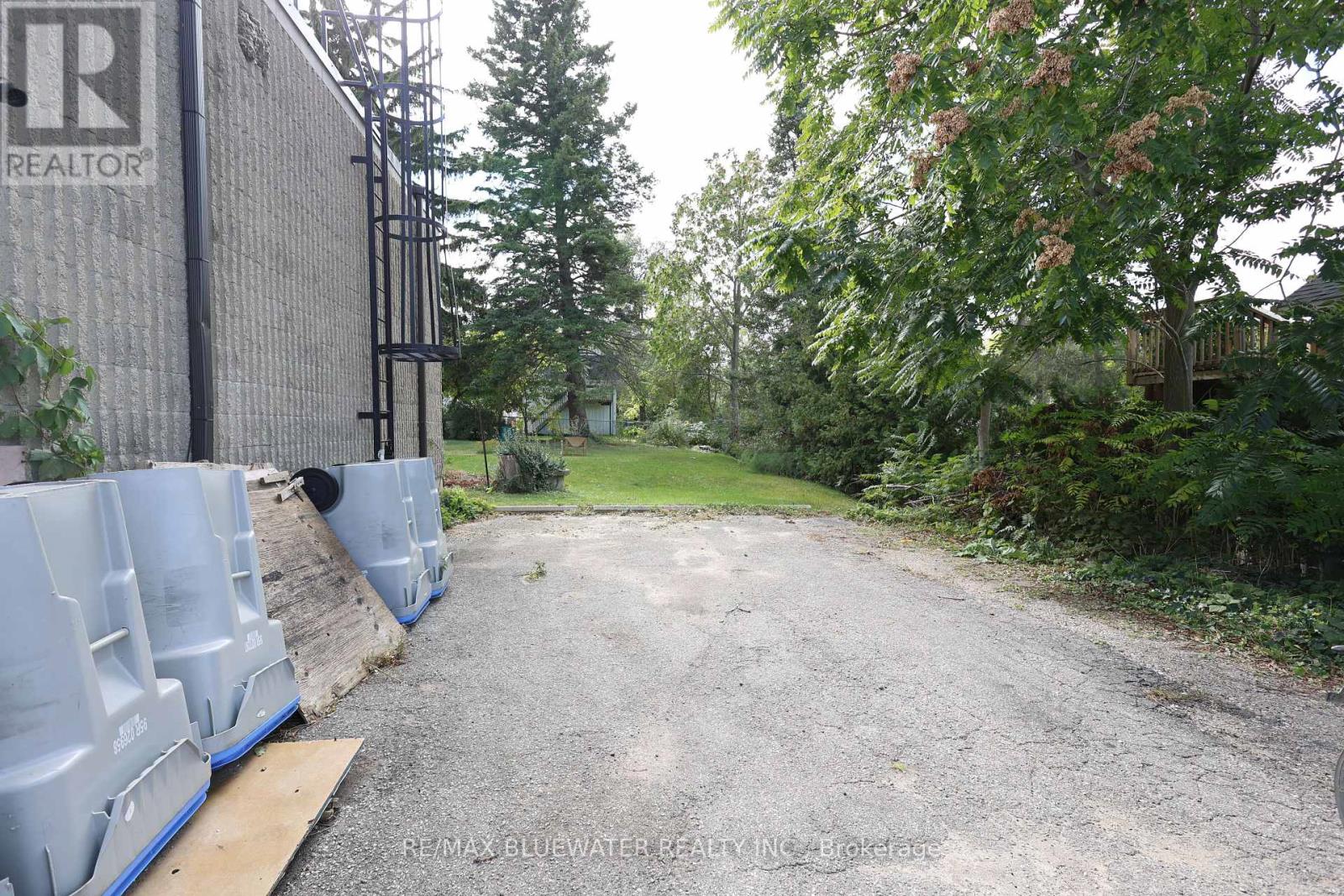 1 - 15 Ontario Street S, Lambton Shores, Ontario  N0M 1T0 - Photo 15 - X12223356