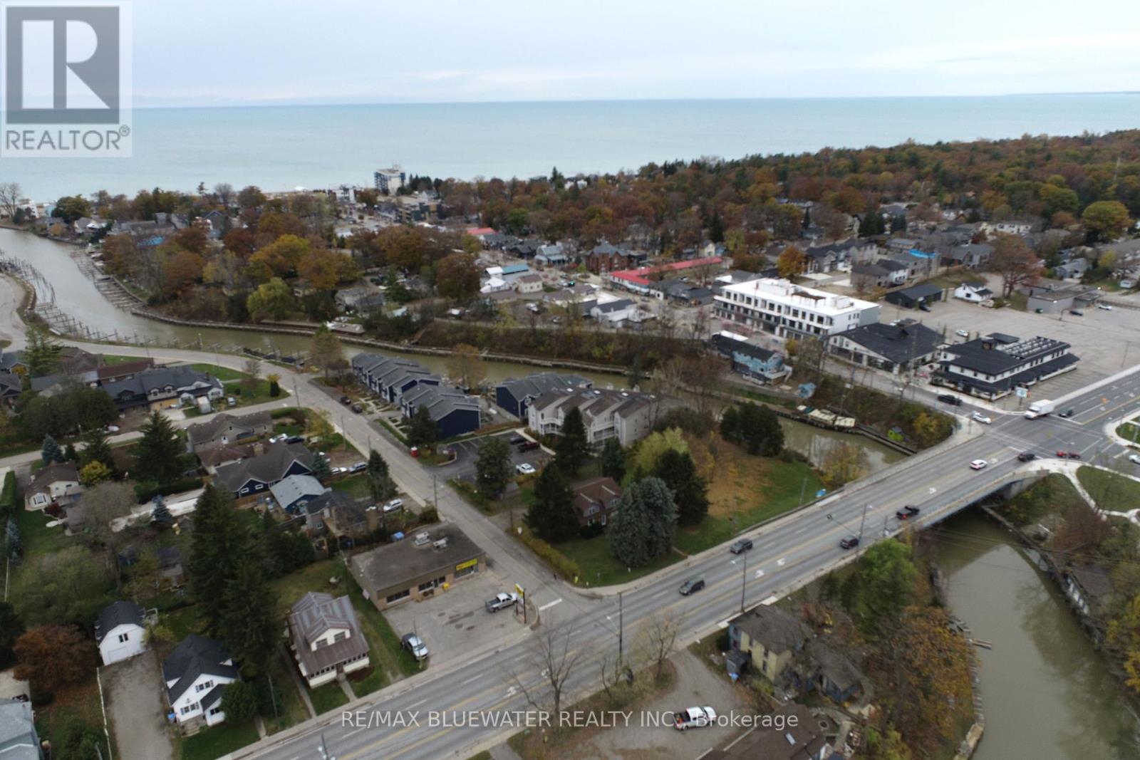 1 - 15 Ontario Street S, Lambton Shores, Ontario  N0M 1T0 - Photo 2 - X12223356