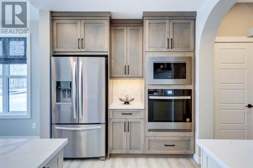 Property at 105 Legacy Reach Crescent SE image 5