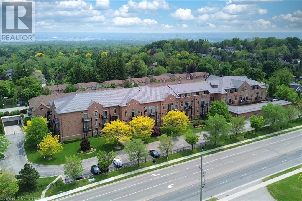 Property at 262 DUNDAS Street E Unit# 406 image 3