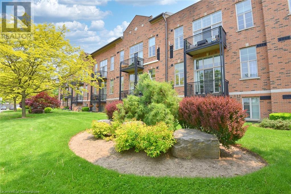 Property at 262 DUNDAS Street E Unit# 406 image 4