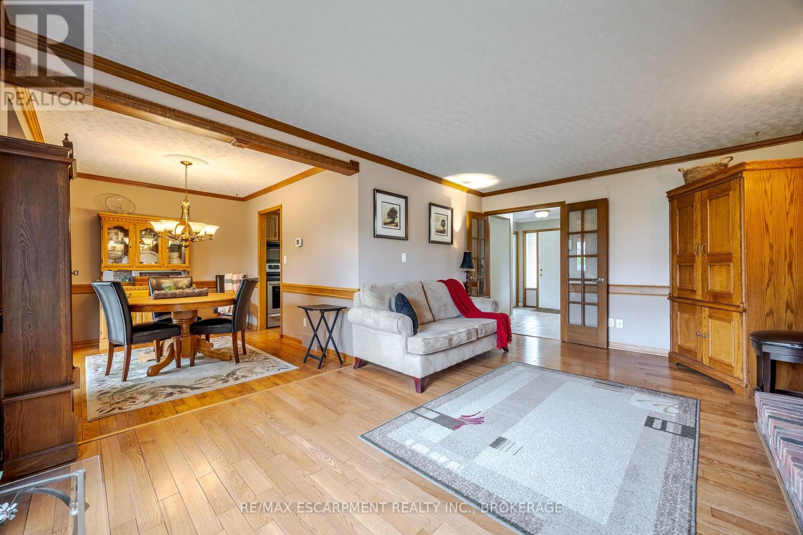 7543 Merritt Avenue, Niagara Falls, Ontario  L2G 5C3 - Photo 13 - X12223399
