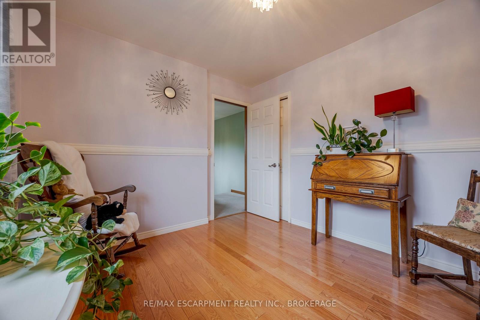 7543 Merritt Avenue, Niagara Falls, Ontario  L2G 5C3 - Photo 17 - X12223399