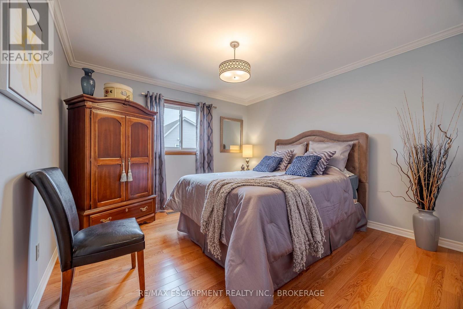 7543 Merritt Avenue, Niagara Falls, Ontario  L2G 5C3 - Photo 18 - X12223399
