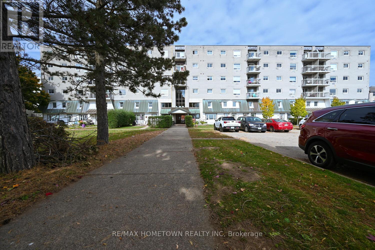 309 - 235 Water Street, Prescott, Ontario  K0E 1T0 - Photo 3 - X12223260