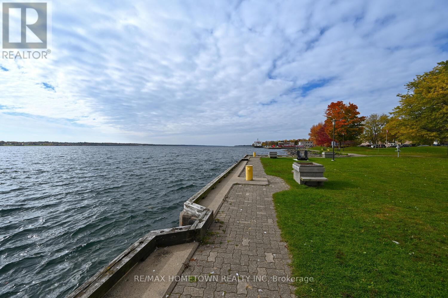 309 - 235 Water Street, Prescott, Ontario  K0E 1T0 - Photo 5 - X12223260
