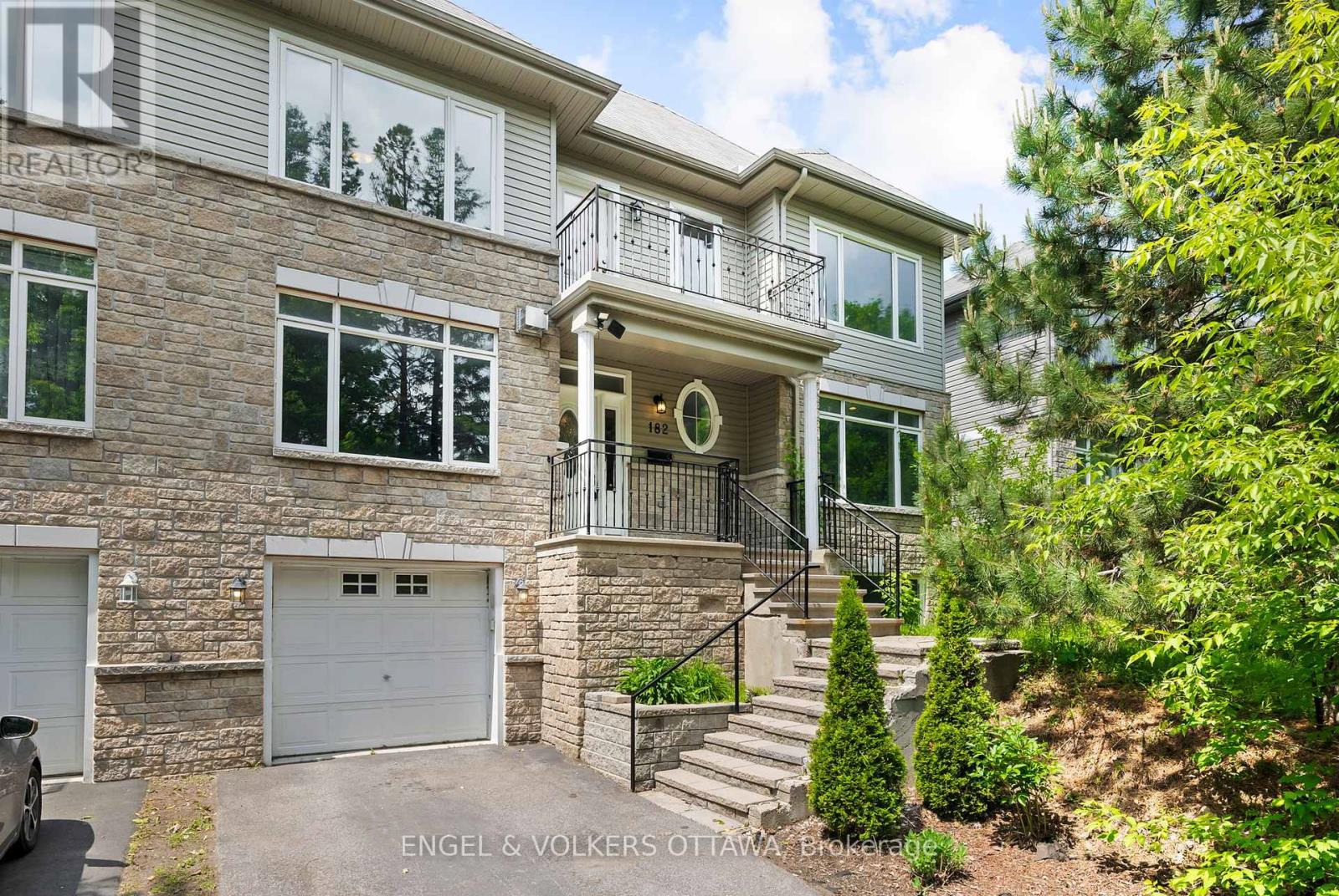 Property at 182 MEANDERING BROOK DRIVE image 2
