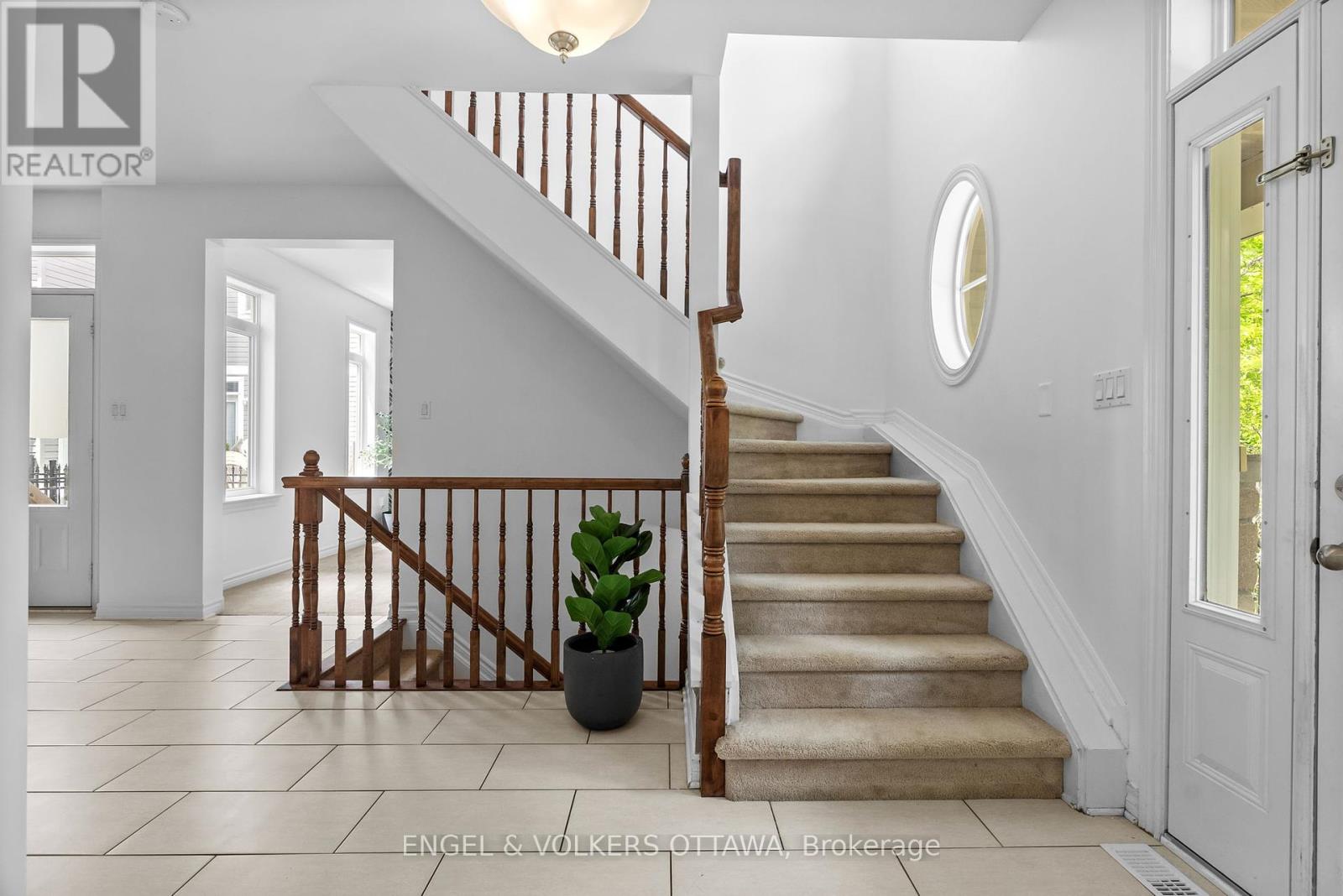 Property at 182 MEANDERING BROOK DRIVE image 5