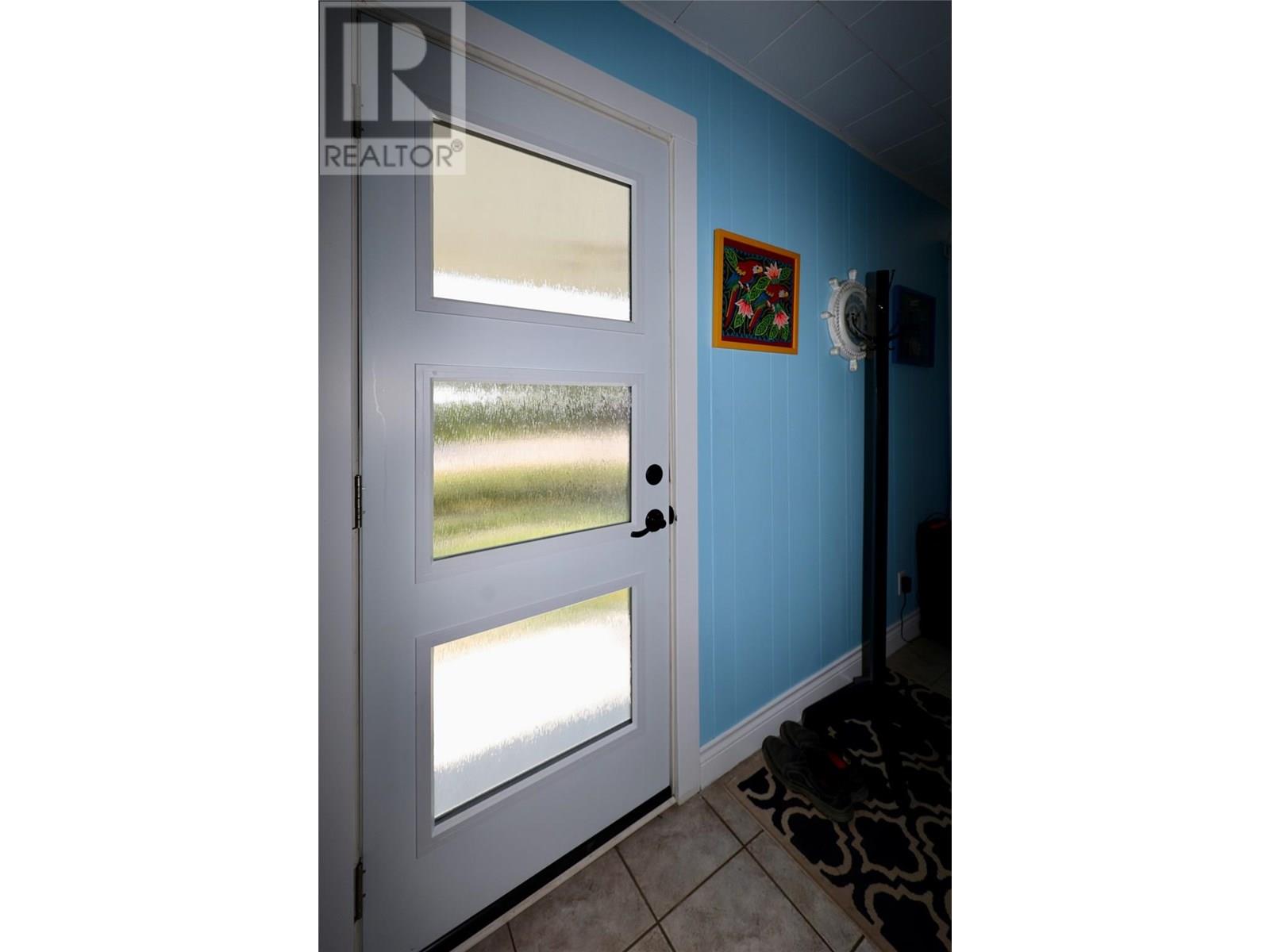 505 10th Street S, Golden, British Columbia  V0A 1H0 - Photo 10 - 10352275