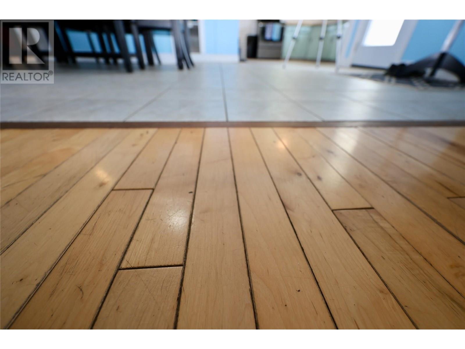 505 10th Street S, Golden, British Columbia  V0A 1H0 - Photo 13 - 10352275