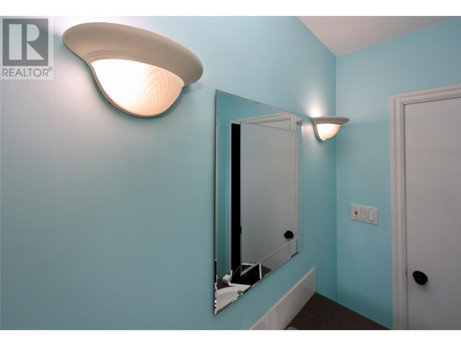 505 10th Street S, Golden, British Columbia  V0A 1H0 - Photo 27 - 10352275