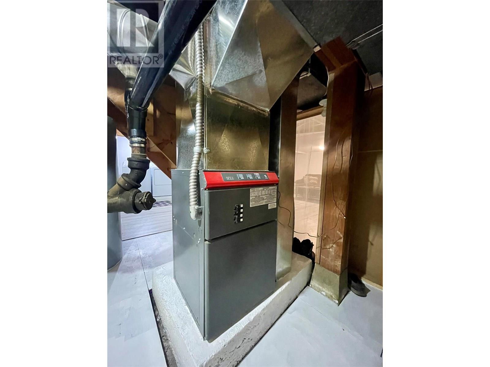 505 10th Street S, Golden, British Columbia  V0A 1H0 - Photo 57 - 10352275